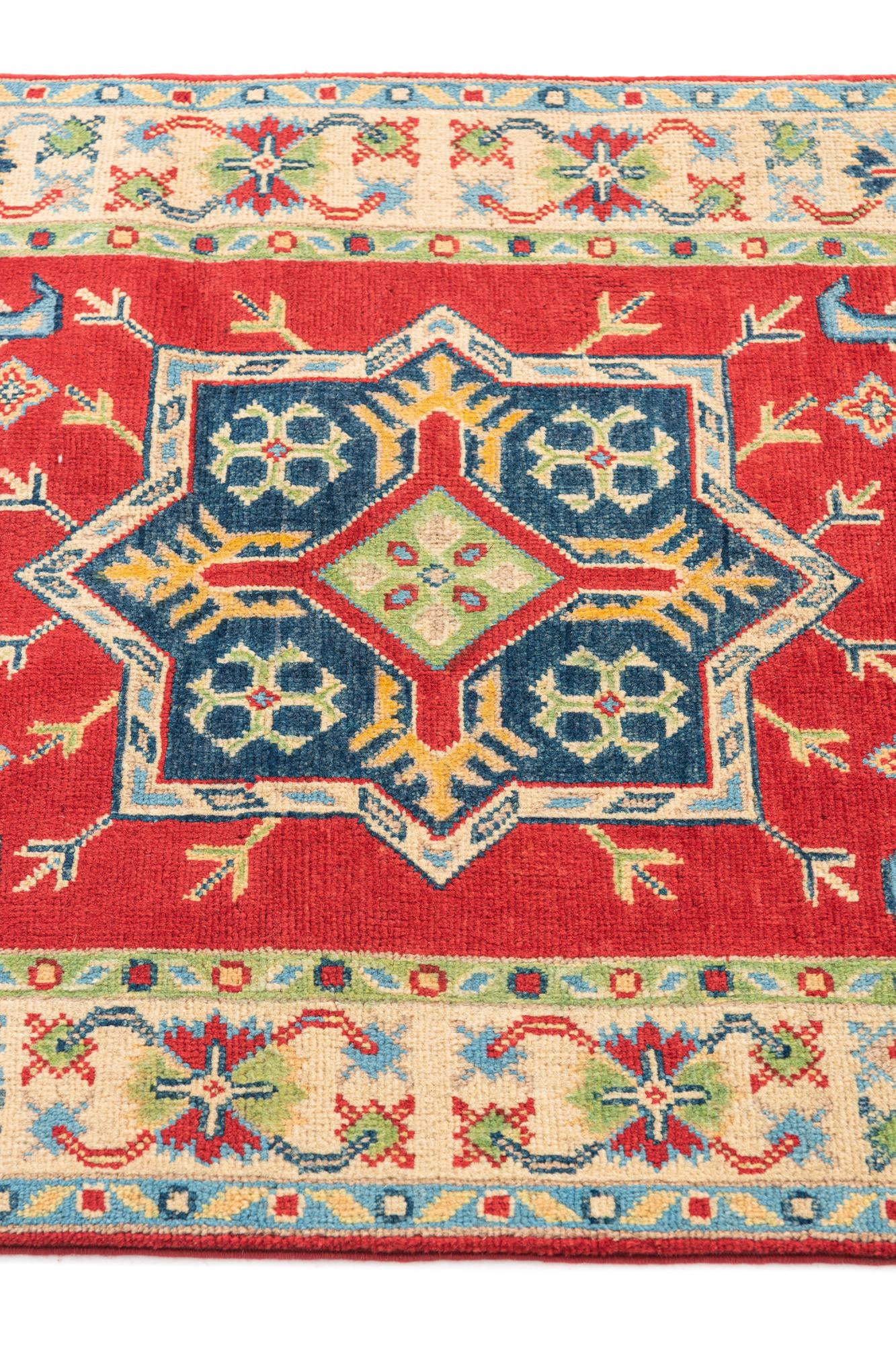 2' 9 x 4' Hand Knotted Kazak Rug