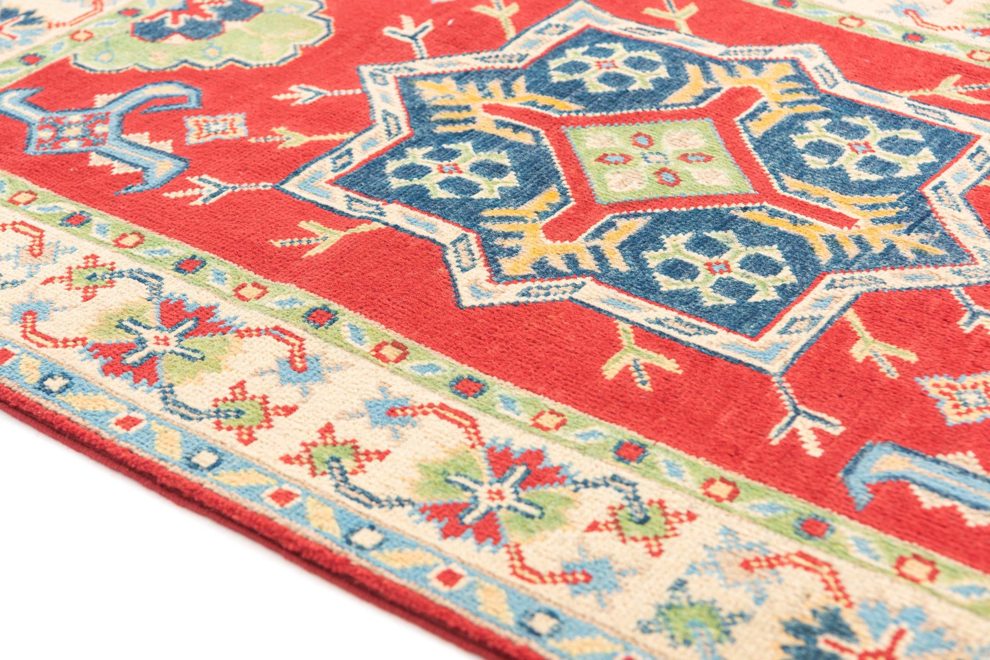 2' 9 x 4' Hand Knotted Kazak Rug