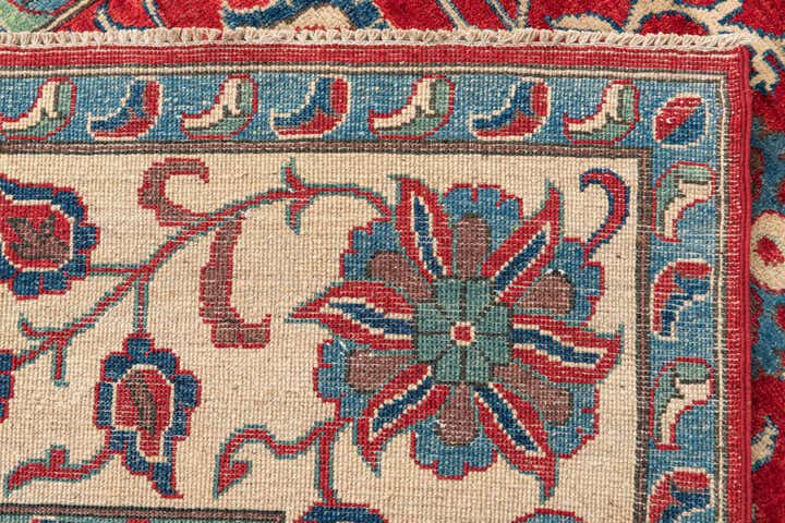 5' 7 x 7' 10 Hand Knotted Kazak Rug