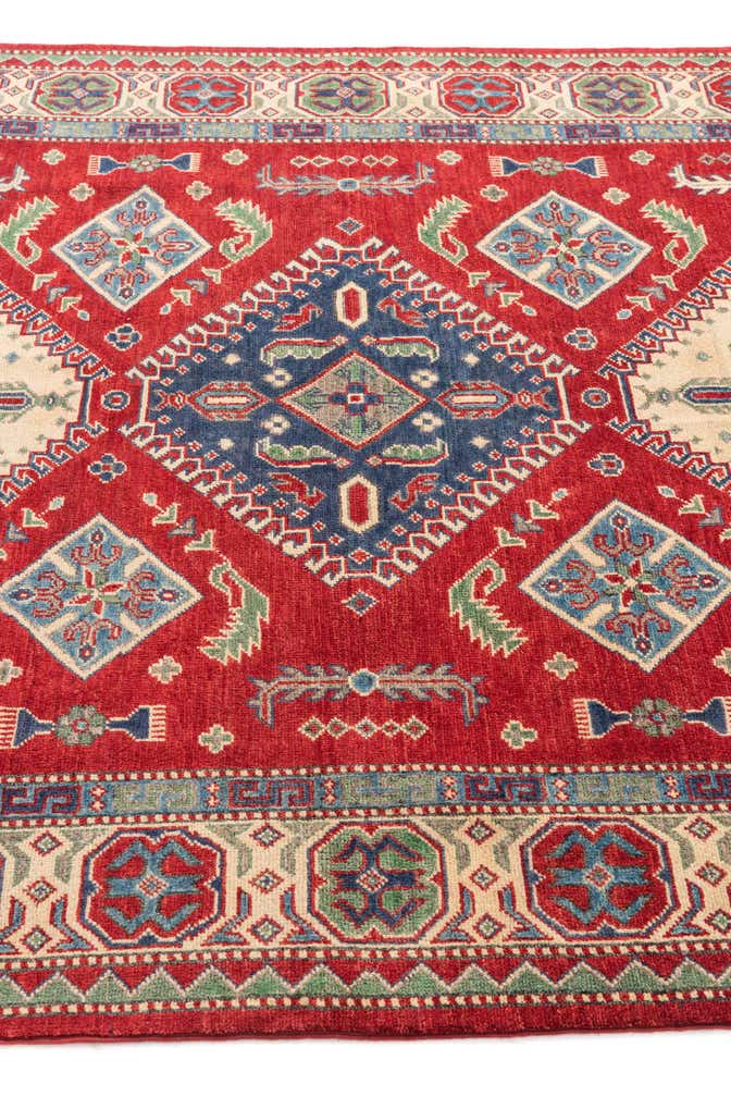 5' 6 x 7' 10 Hand Knotted Kazak Rug