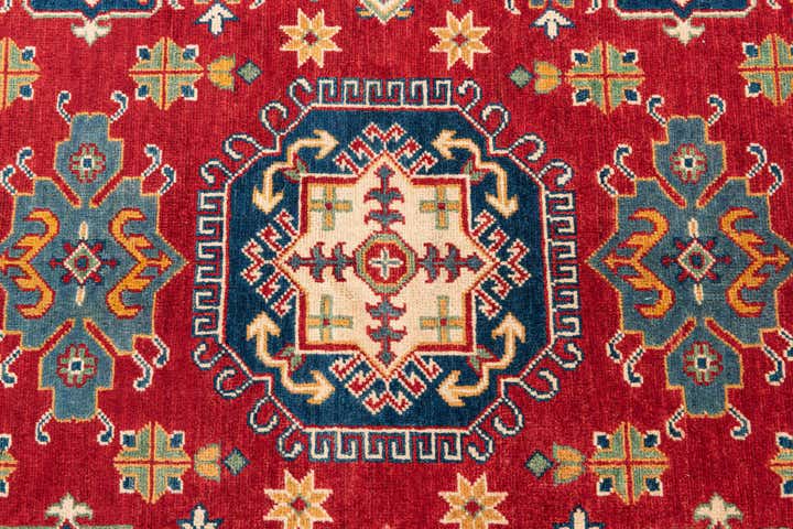 5' 9 x 8' Hand Knotted Kazak Rug