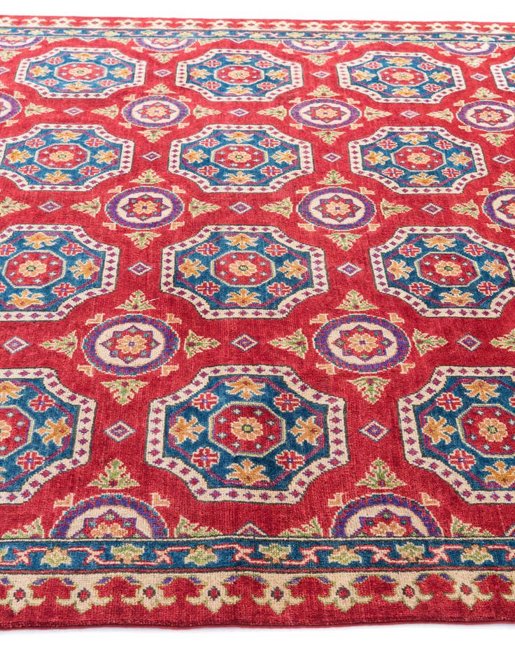 Detail image of 6' 5 x 9' 7  Hand Knotted Kazak Rug