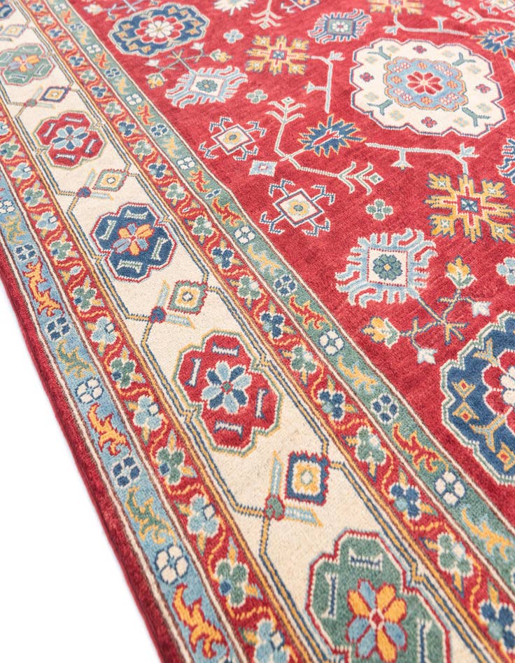 Detail image of 6' 8 x 9' 8 Hand Knotted Kazak Rug