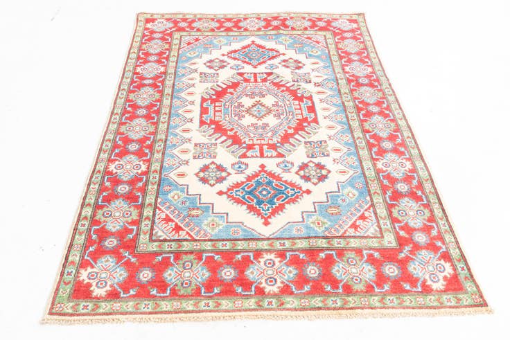 Detailansicht von 125cm x 185cm Handgeknüpft Kazak Teppich