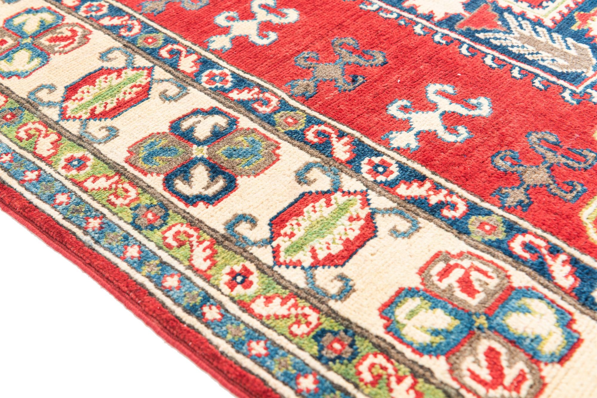 4' x 6' 1 Hand Knotted Kazak Rug