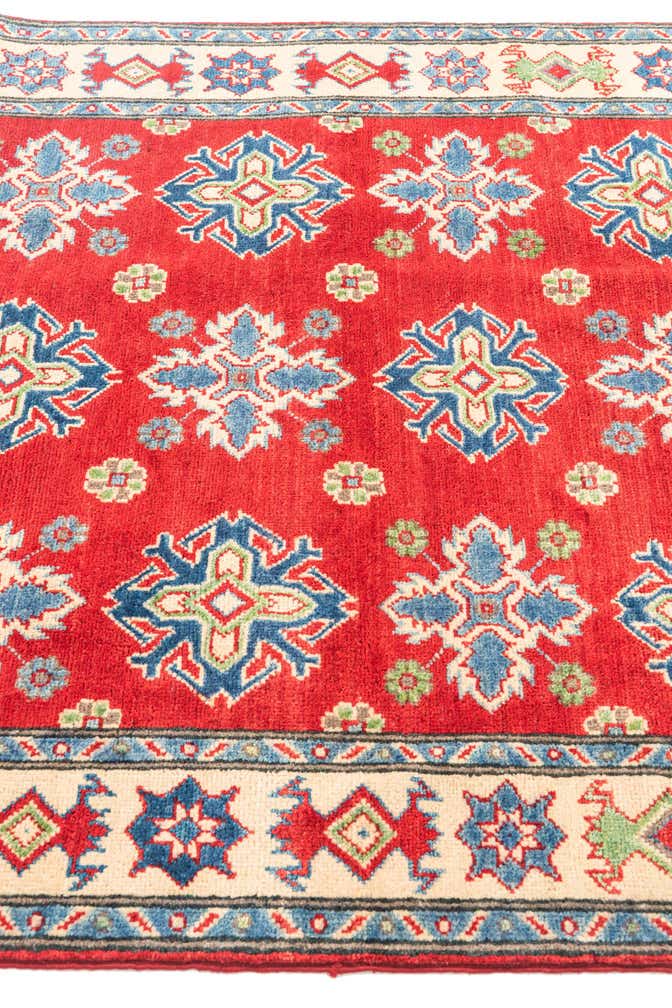4' x 6' 1 Hand Knotted Kazak Rug