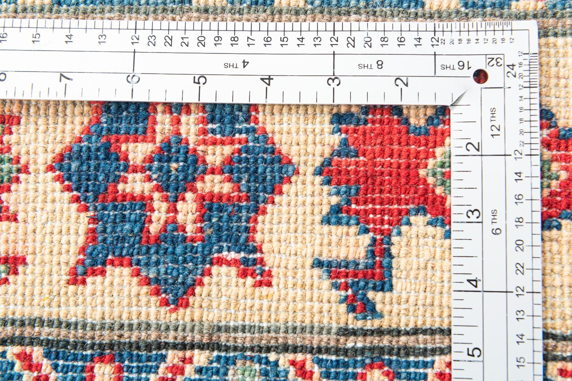 4' x 6' 1 Hand Knotted Kazak Rug