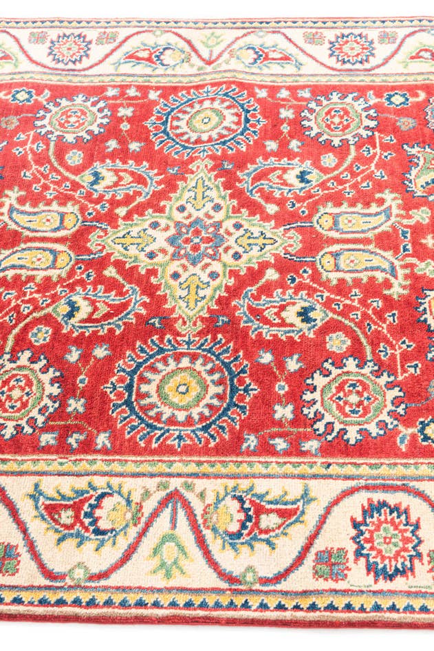 Detail image of 4' x 5' 9 Hand Knotted Kazak Rug