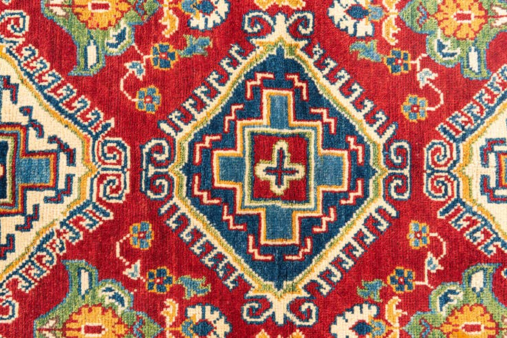Detail image of 4' x 6' Hand Knotted Kazak Rug