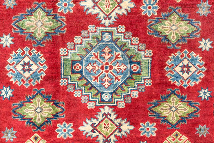 Detail image of 4' x 5' 7 Hand Knotted Kazak Rug