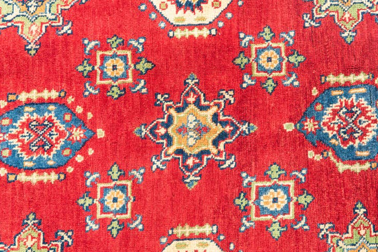 Detail image of 4' x 6' 1 Hand Knotted Kazak Rug
