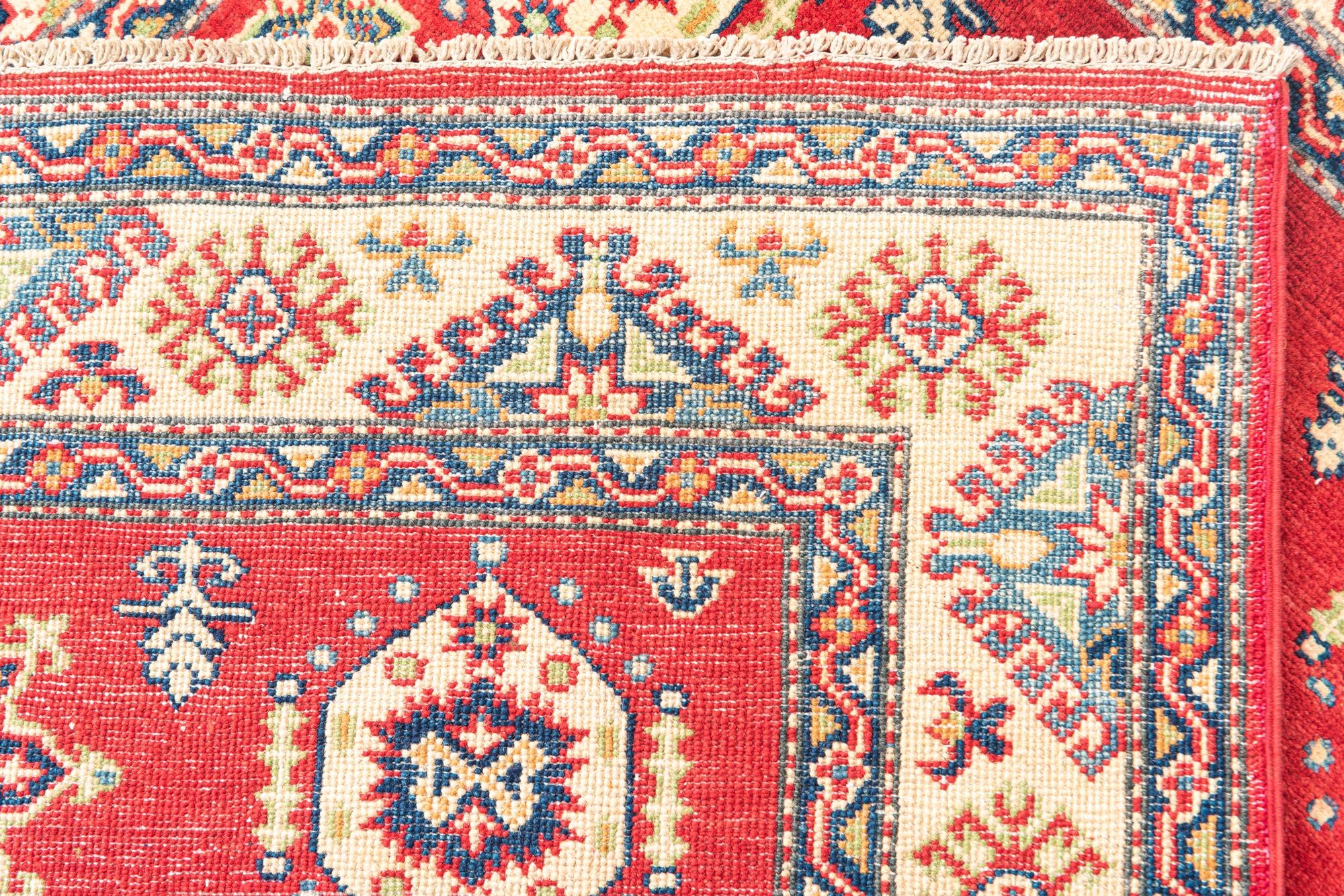 4' x 6' 1 Hand Knotted Kazak Rug