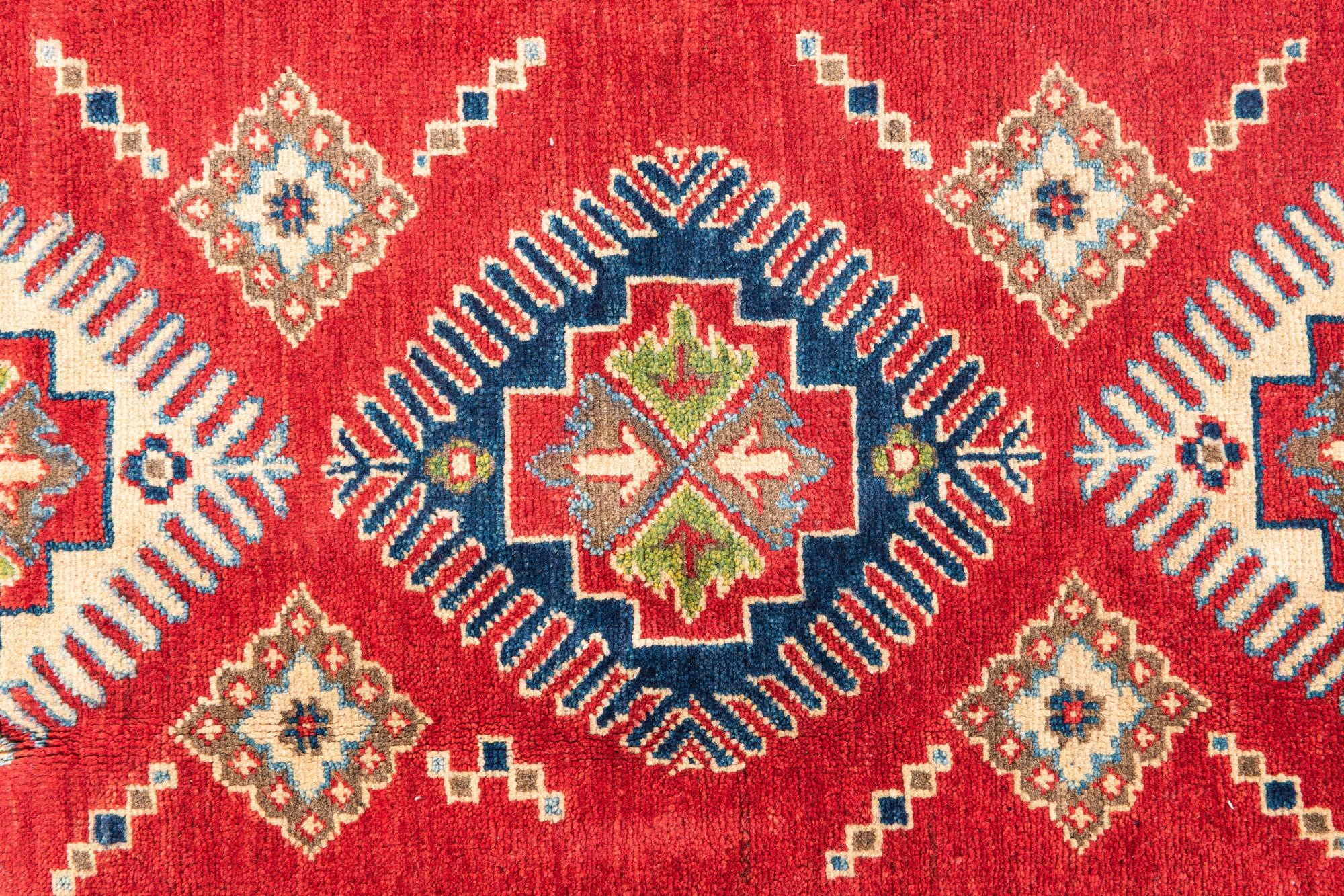 4' 1 x 6' Hand Knotted Kazak Rug