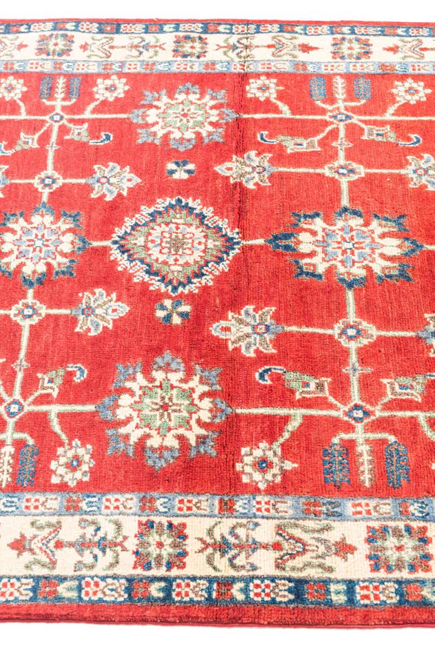 Detail image of 4' x 6' Hand Knotted Kazak Rug