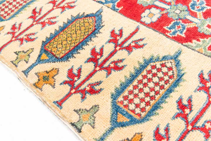 5' x 7' 5 Hand Knotted Kazak Rug