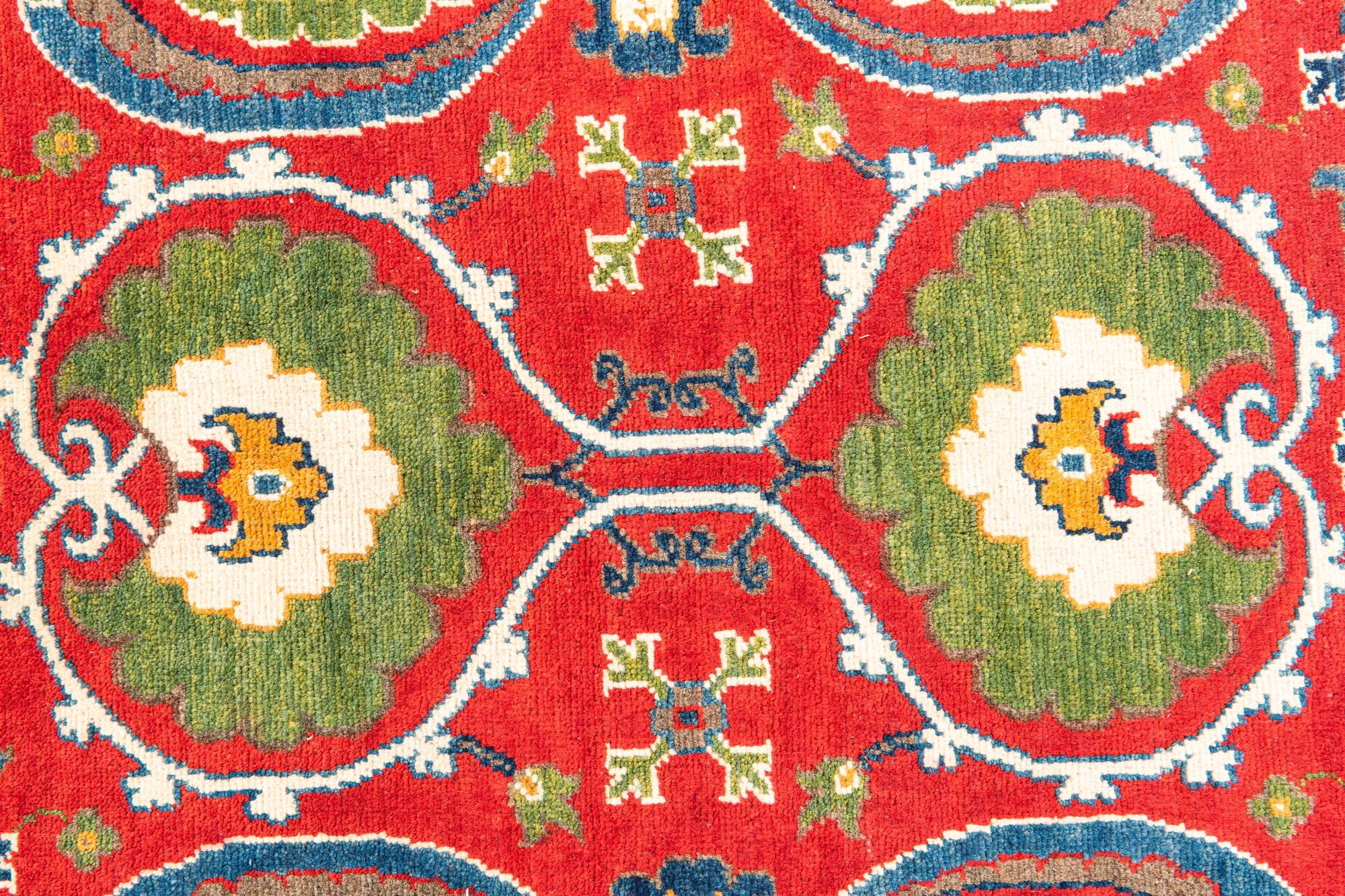 5' x 7' Hand Knotted Kazak Rug