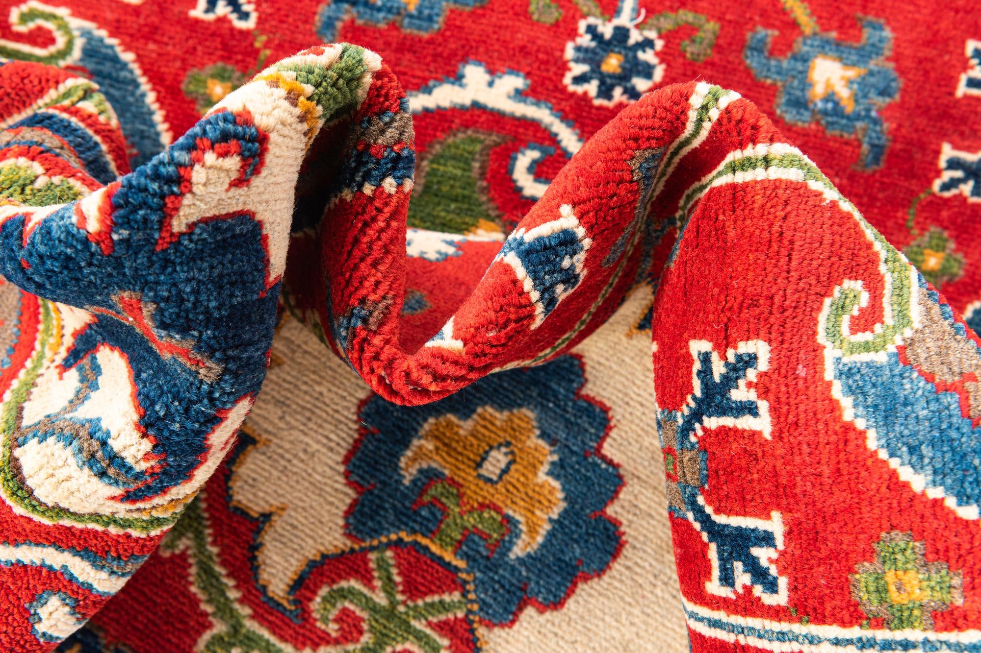 5' x 7' Hand Knotted Kazak Rug