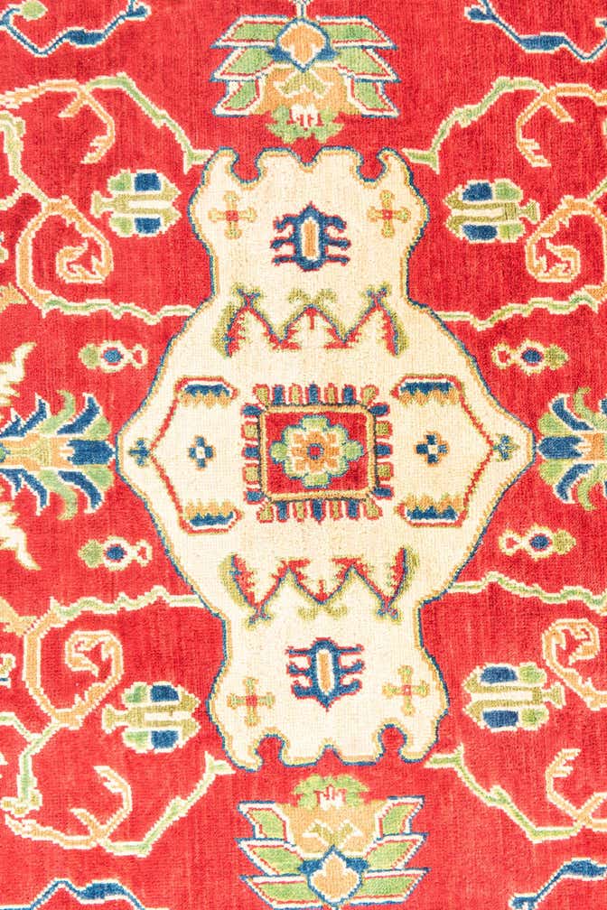 5' 7 x 8' Hand Knotted Kazak Rug