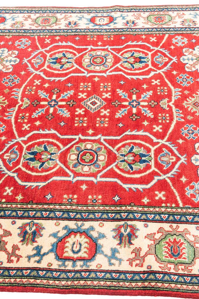 5' 8 x 7' 9 Hand Knotted Kazak Rug