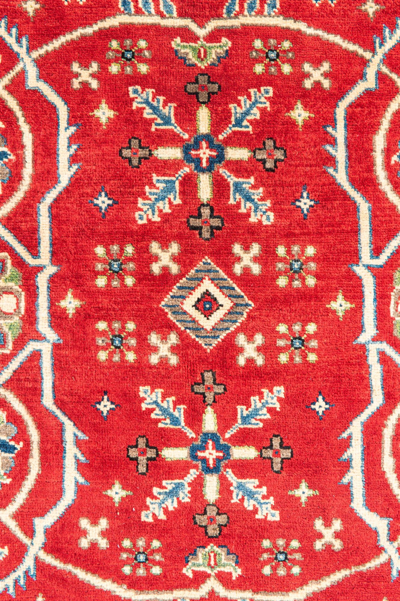 5' 8 x 7' 9 Hand Knotted Kazak Rug