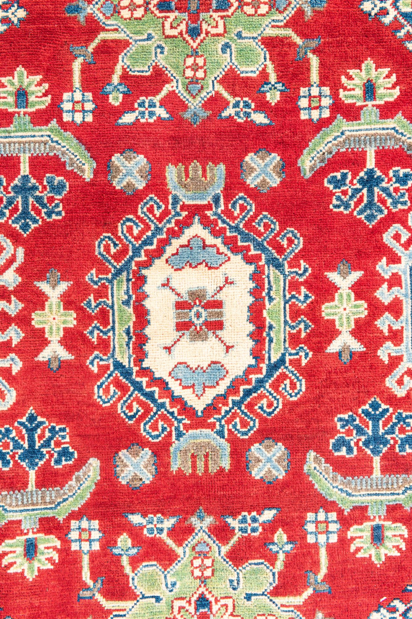 5' 6 x 8' 1 Hand Knotted Kazak Rug