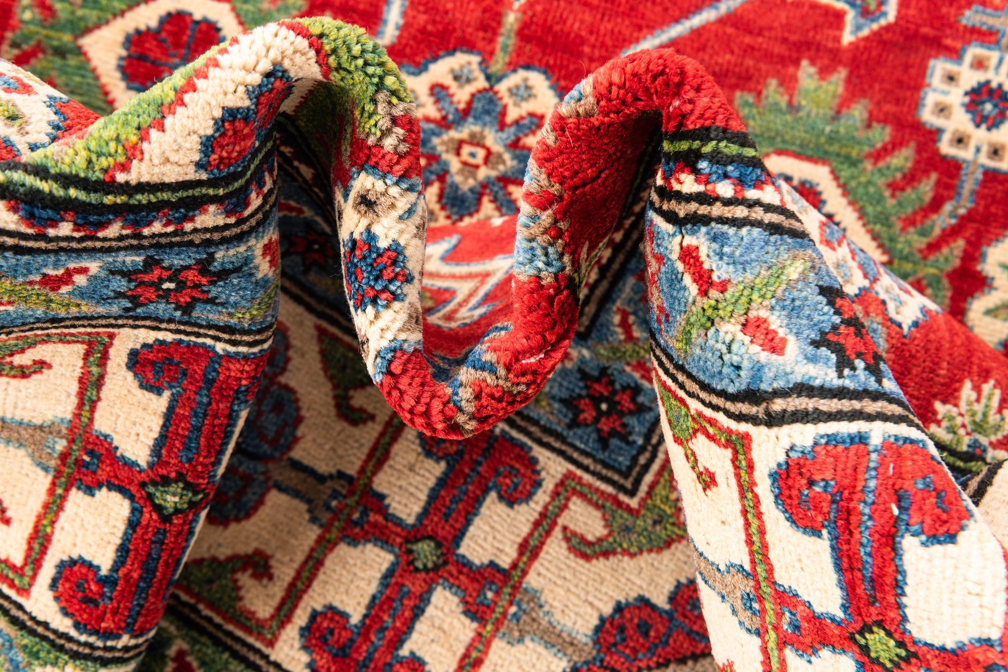 5' 7 x 8' Hand Knotted Kazak Rug