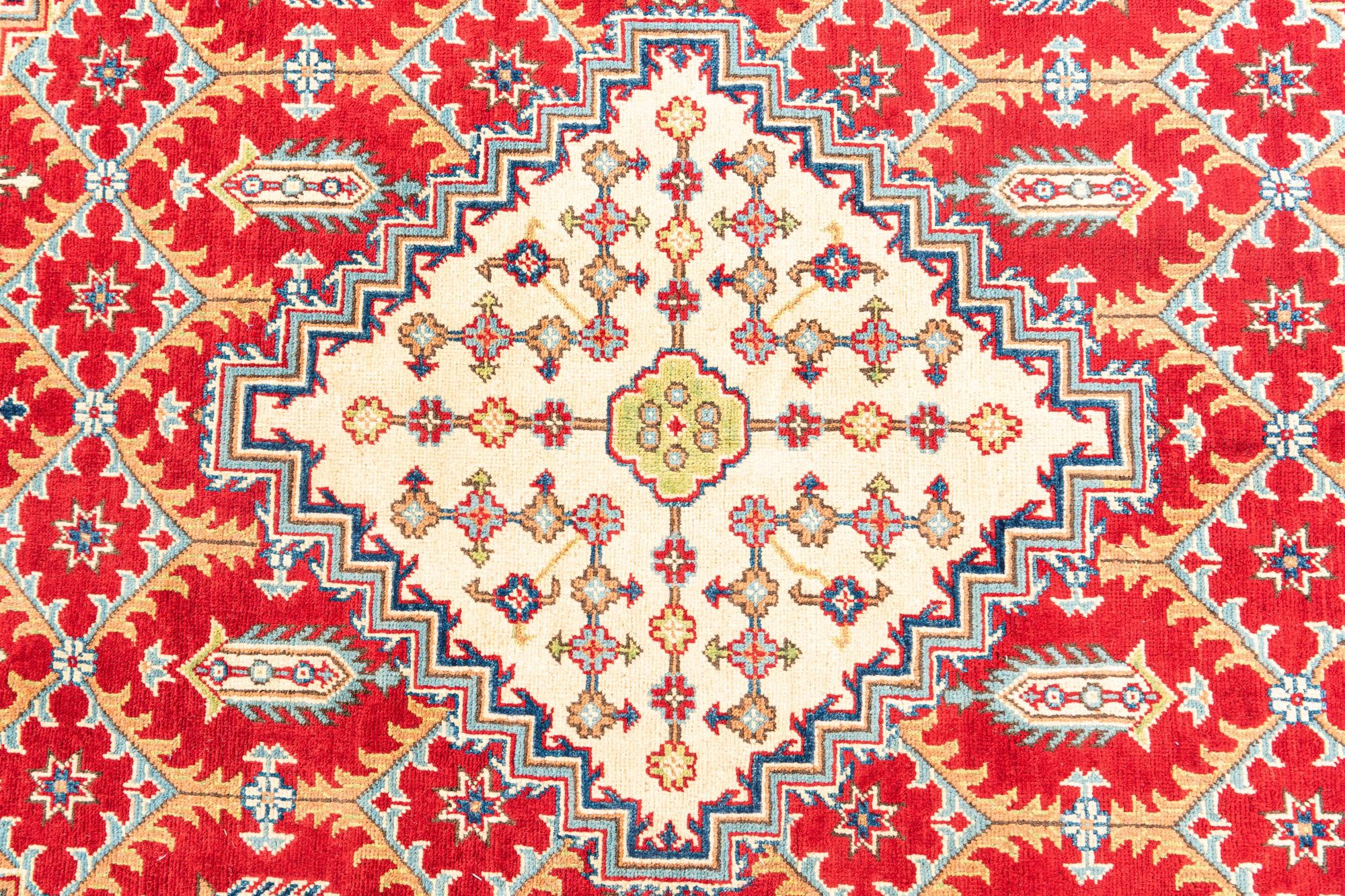 5' 7 x 8' Hand Knotted Kazak Rug