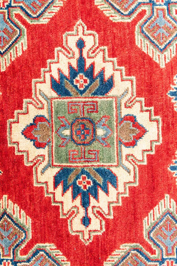 5' 10 x 8' Hand Knotted Kazak Rug