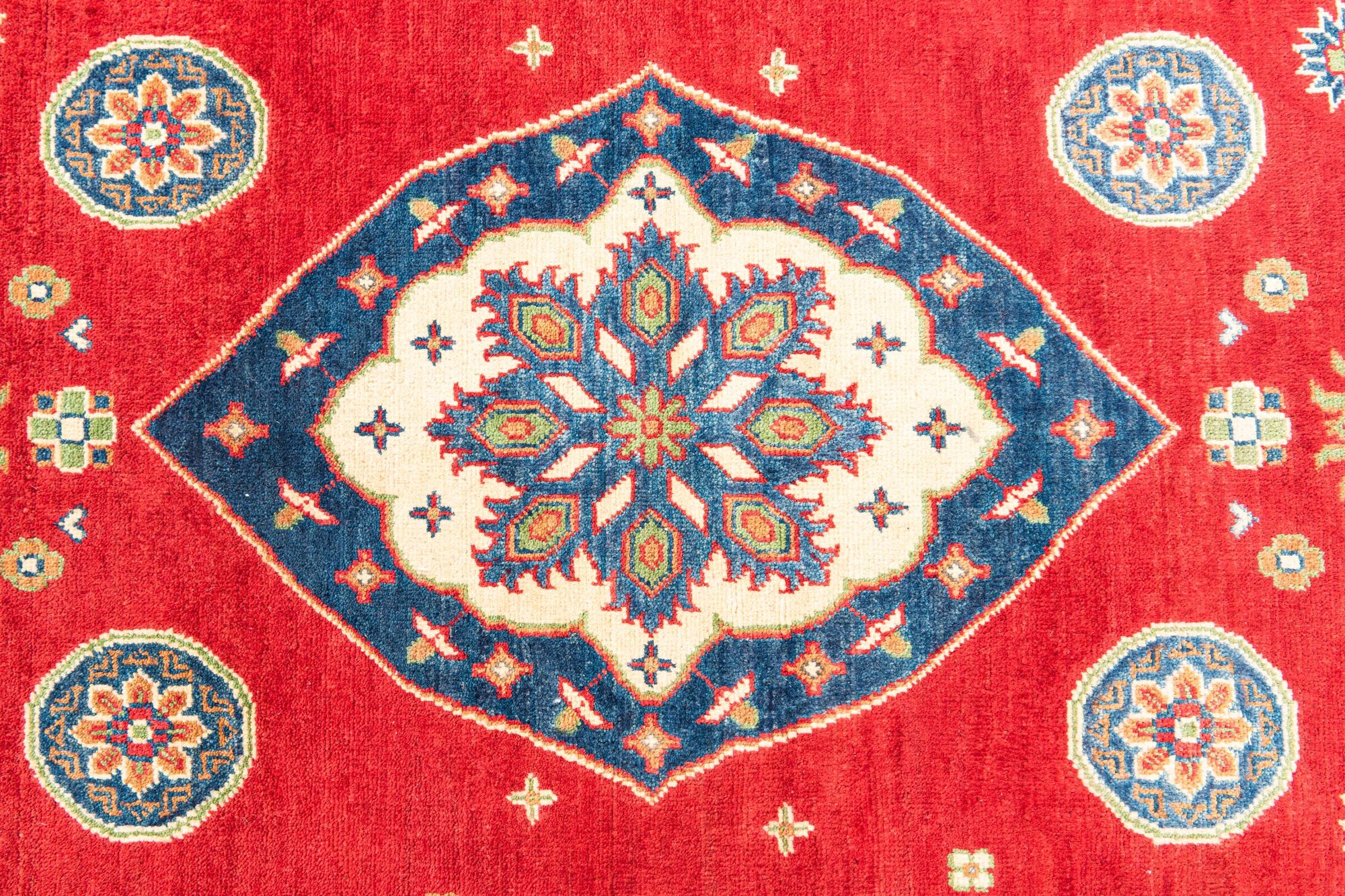 5' 7 x 8' Hand Knotted Kazak Rug