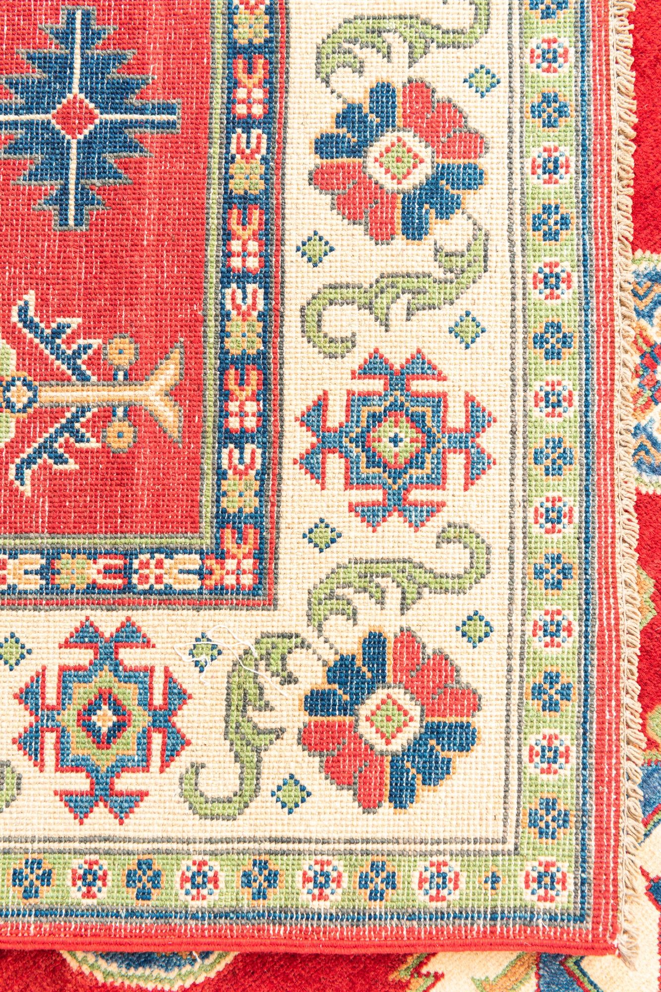 5' 7 x 8' Hand Knotted Kazak Rug
