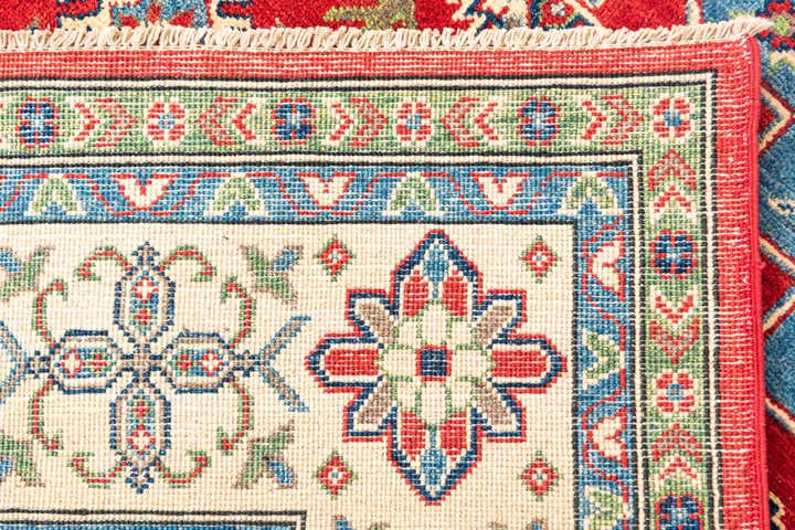 5' 7 x 7' 10 Hand Knotted Kazak Rug