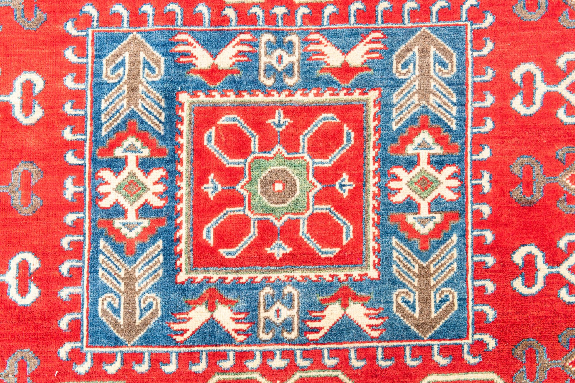 5' 9 x 7' 9 Hand Knotted Kazak Rug