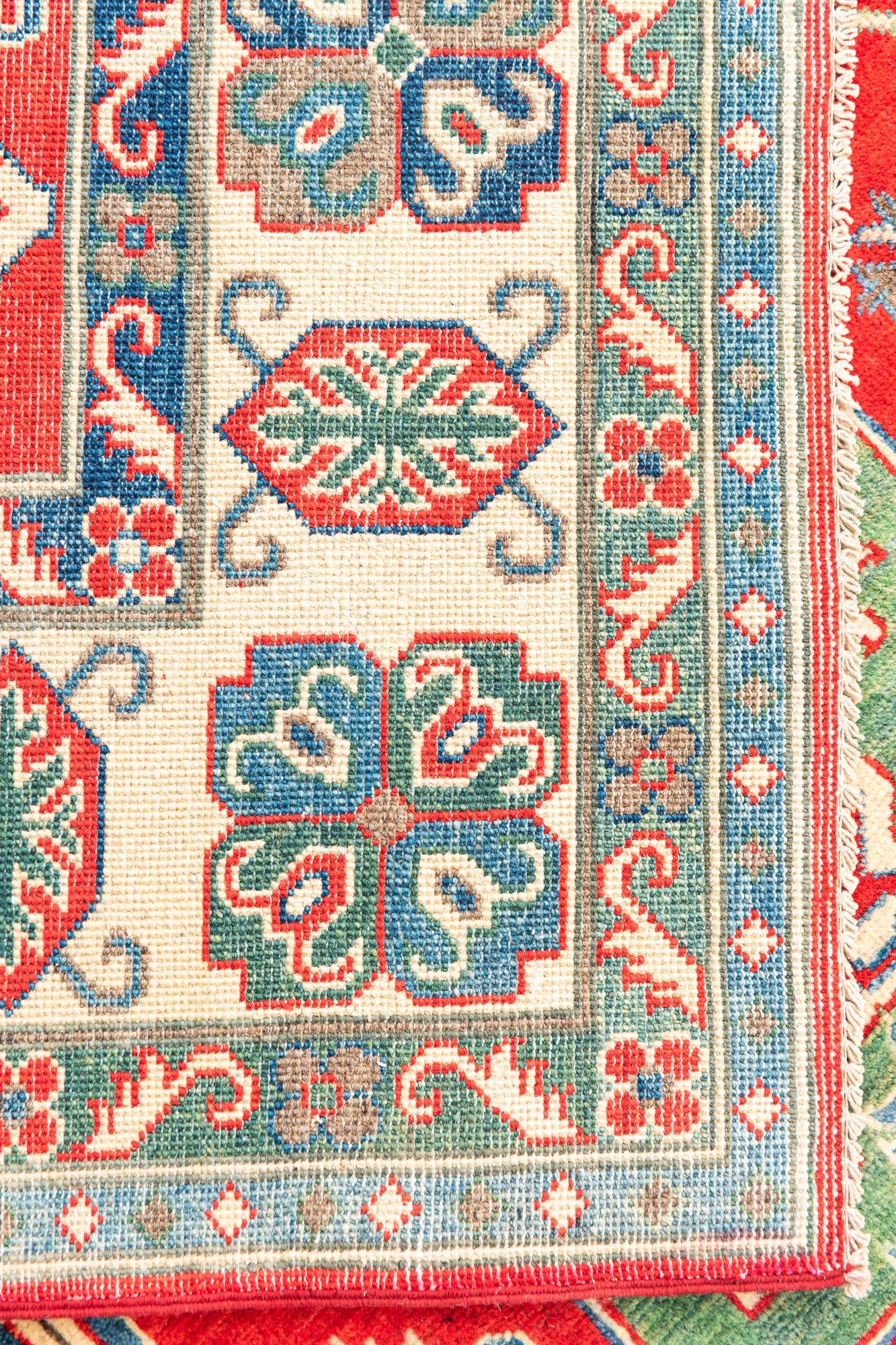 5' 9 x 7' 9 Hand Knotted Kazak Rug