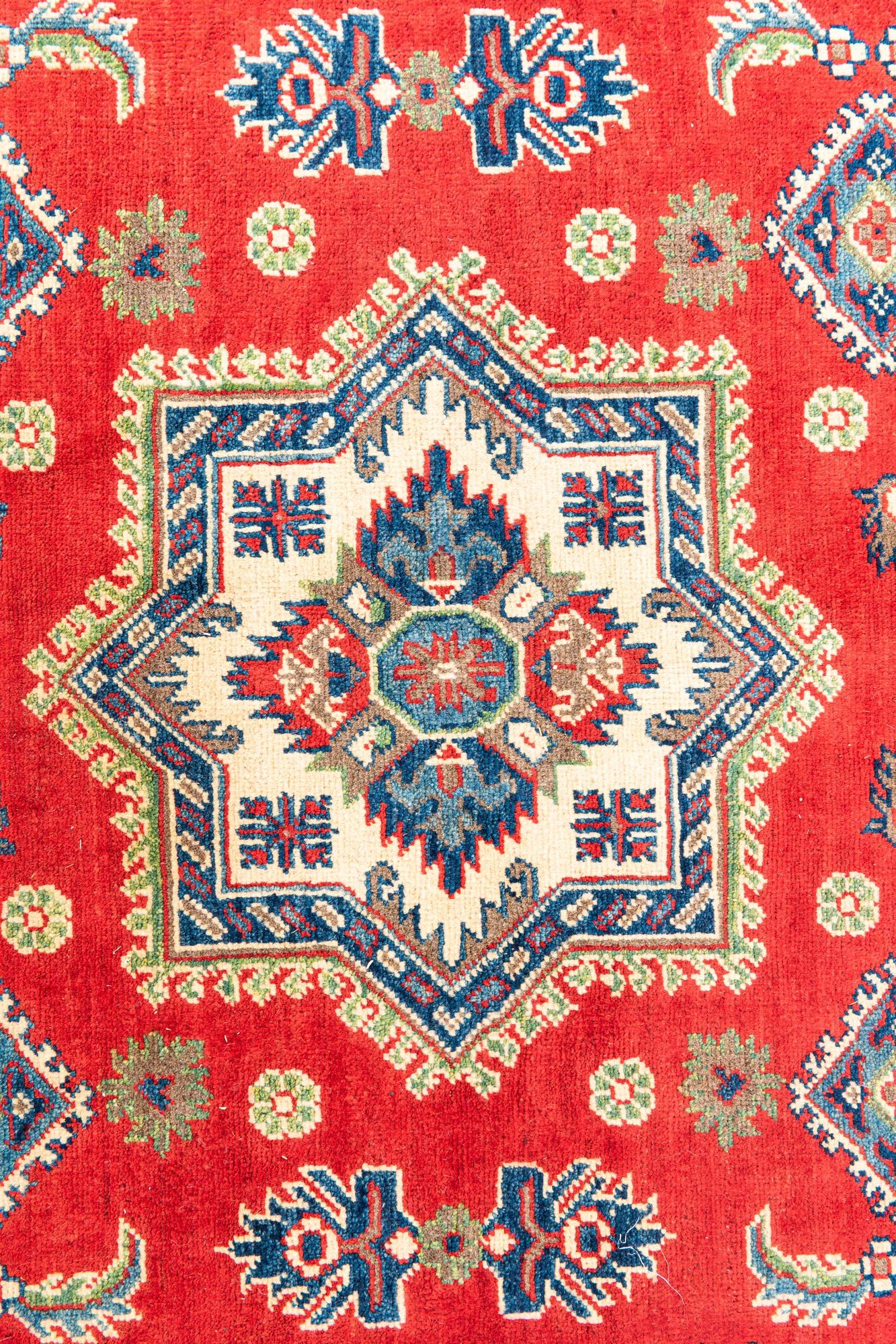 5' 7 x 7' 9 Hand Knotted Kazak Rug