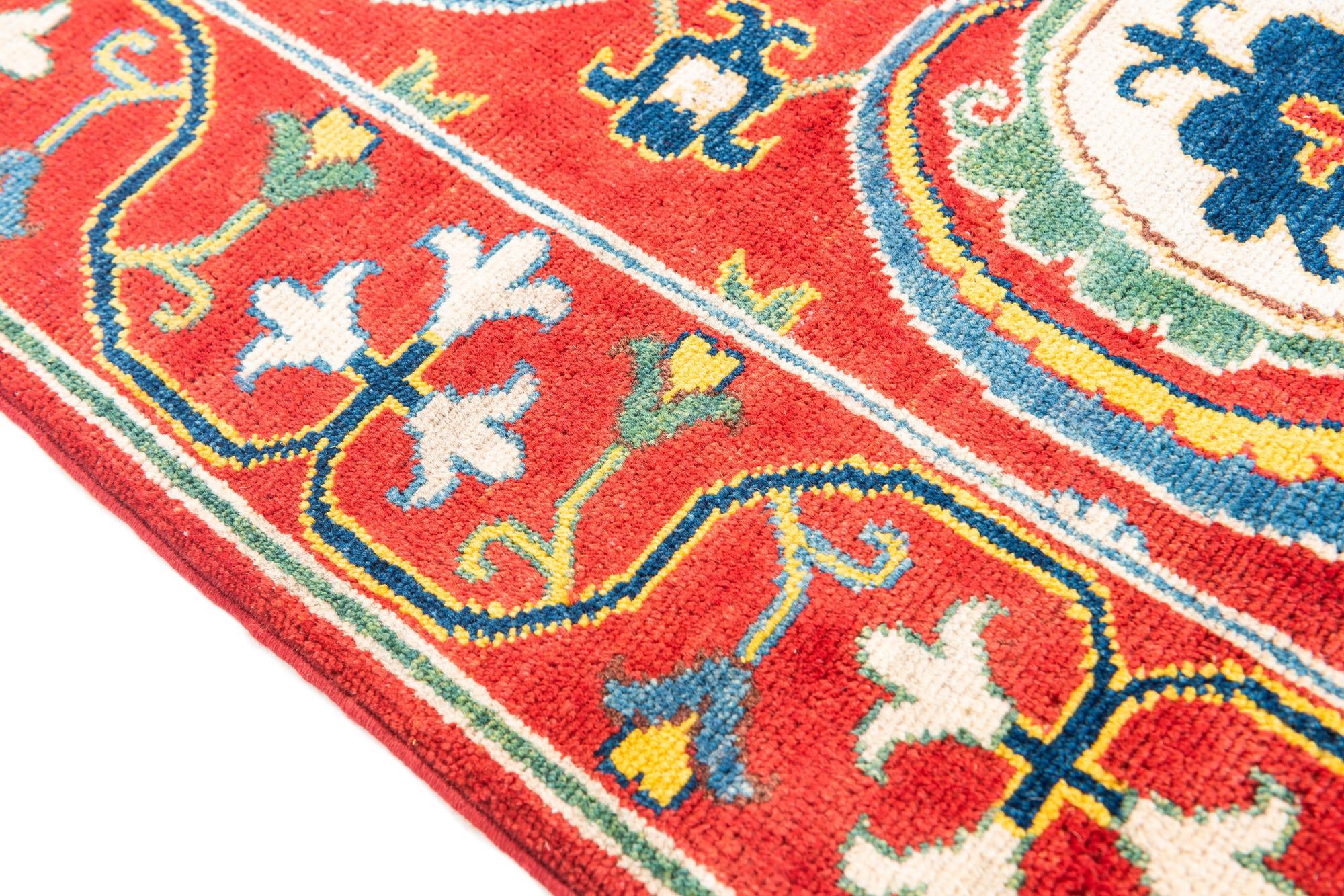 5' x 7' Hand Knotted Kazak Rug