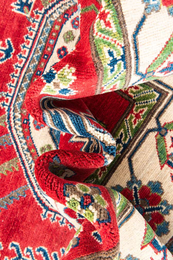 5' x 6' 8 Hand Knotted Kazak Rug