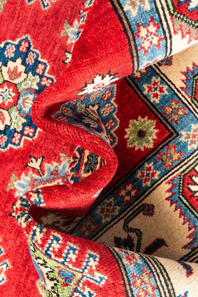 5' x 6' 6 Hand Knotted Kazak Rug