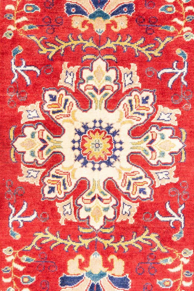 Detail image of 5' x 7' Hand Knotted Kazak Rug