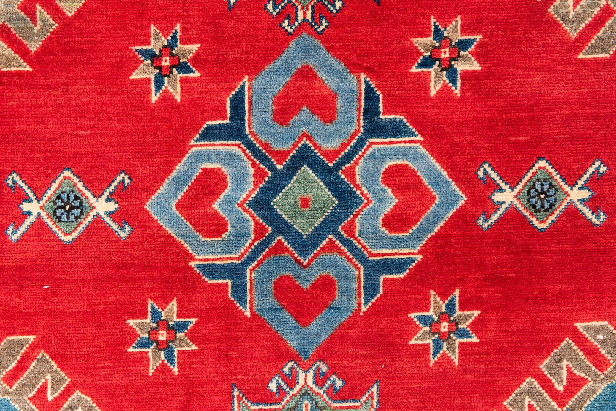4' 9 x 6' 7 Hand Knotted Kazak Rug