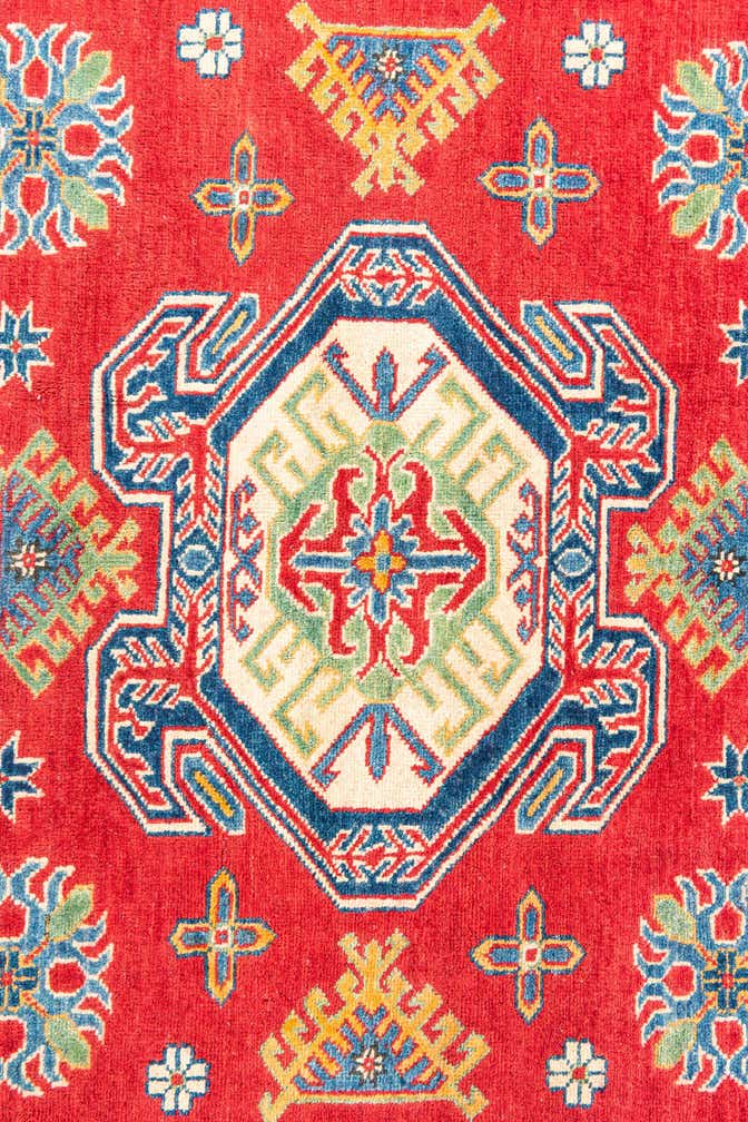 5' 4 x 6' 6 Hand Knotted Kazak Rug