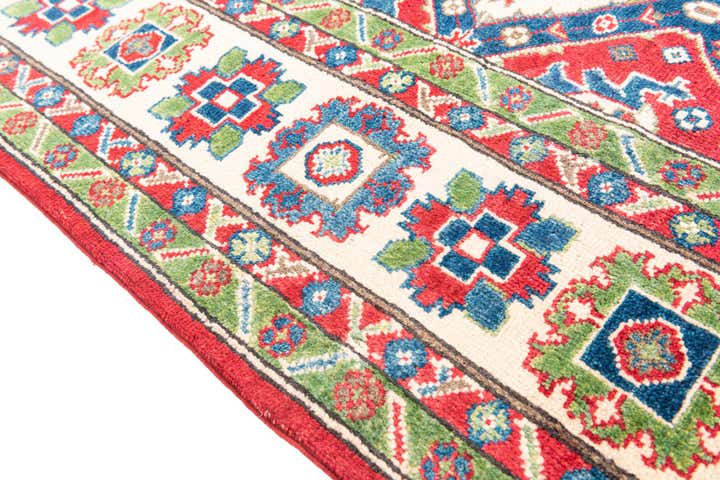 6' 1 x 9' Hand Knotted Kazak Rug