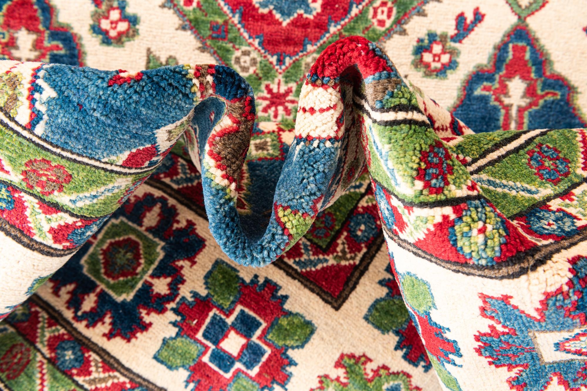 6' 1 x 9' Hand Knotted Kazak Rug