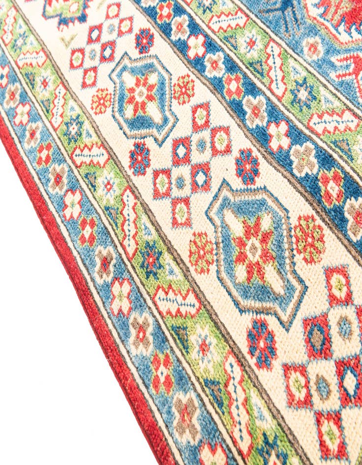 Detail image of 6' 9 x 10' 8 Hand Knotted Kazak Rug