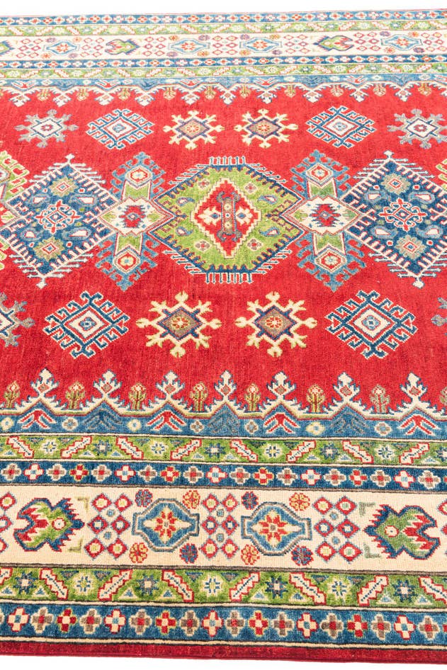 Detail image of 6' 10 x 9' 10 Hand Knotted Kazak Rug