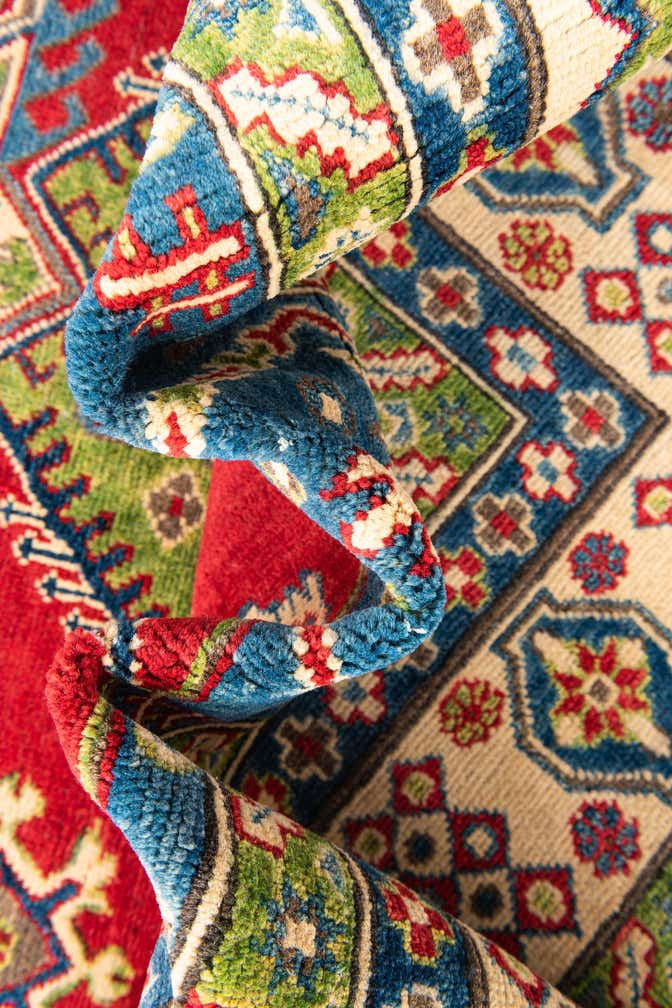 6' 10 x 9' 10 Hand Knotted Kazak Rug