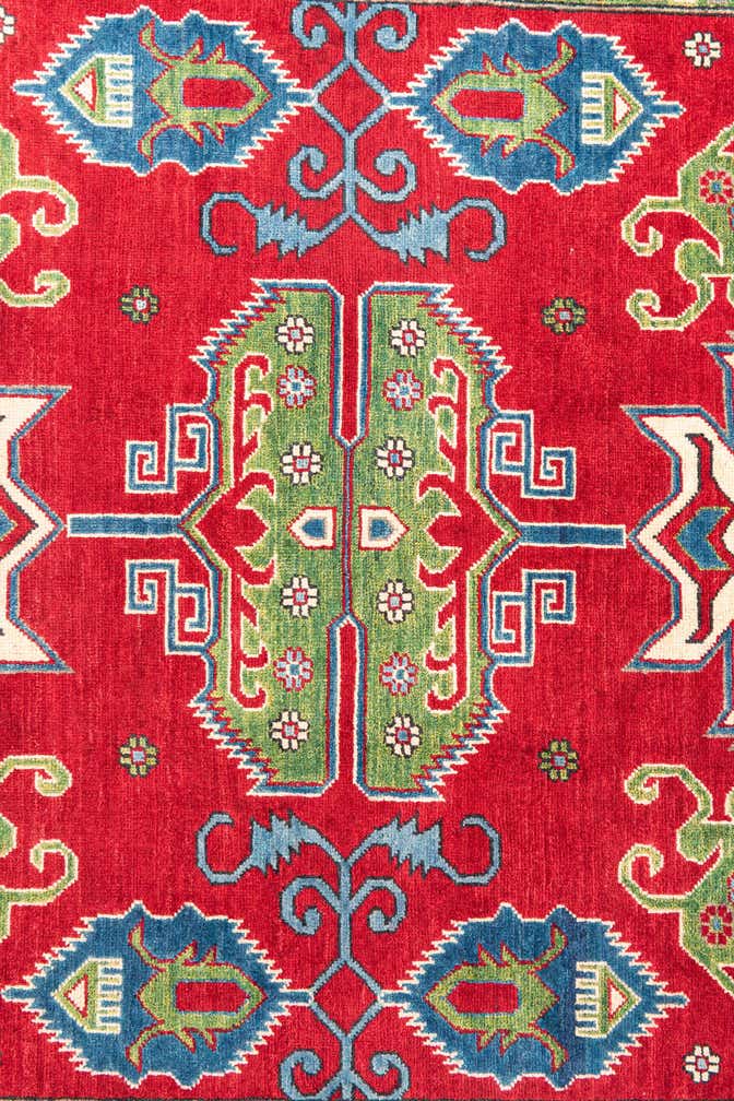 6' 8 x 9' 8 Hand Knotted Kazak Rug
