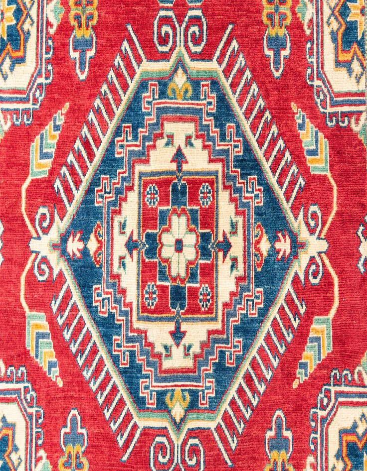 Detail image of 6' 6 x 9' 9  Hand Knotted Kazak Rug