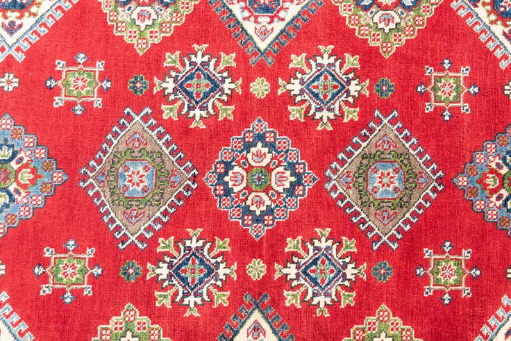 Detail image of 6' 6 x 9' 8 Hand Knotted Kazak Rug