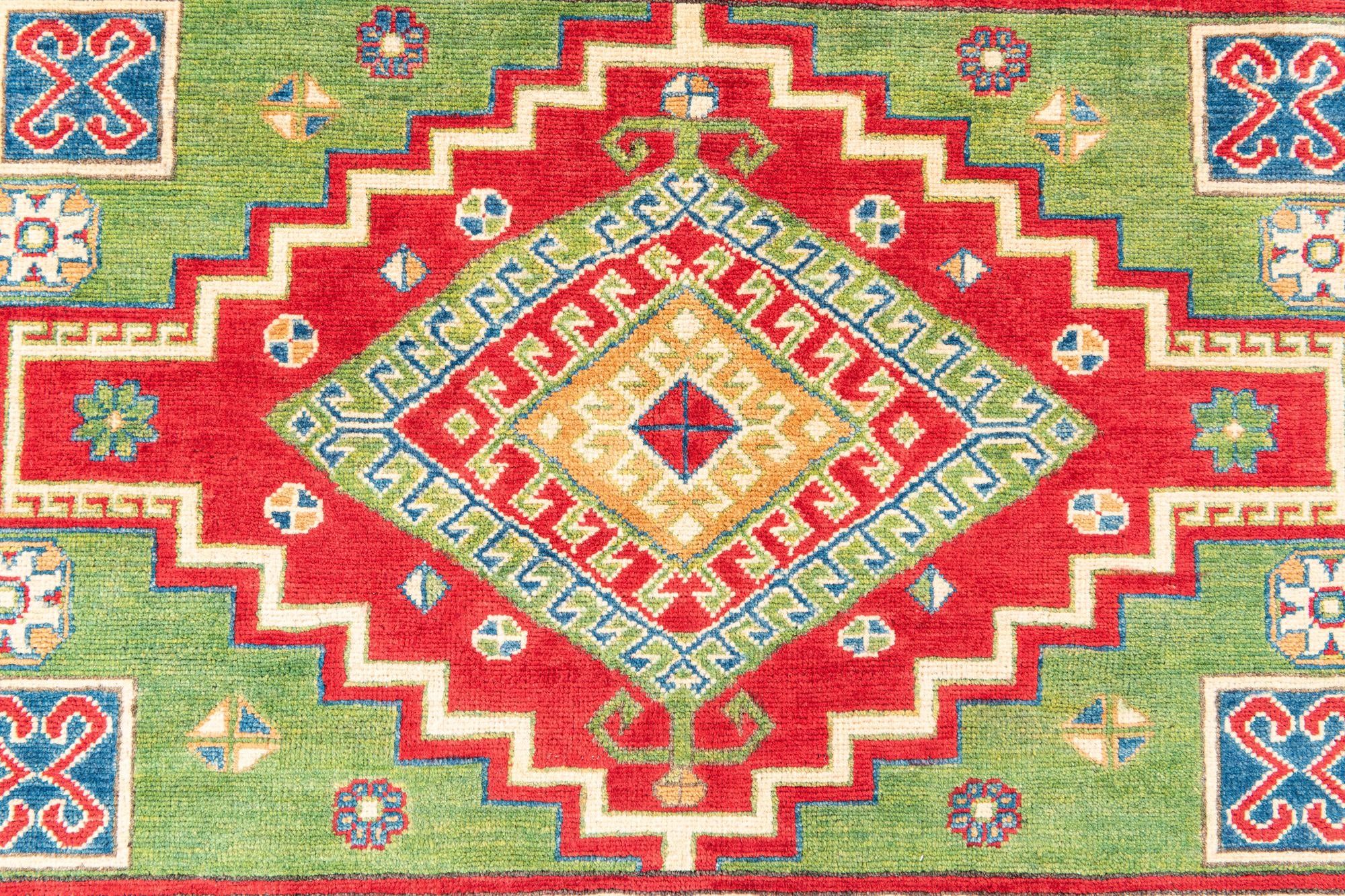 6' x 9' Hand Knotted Kazak Rug