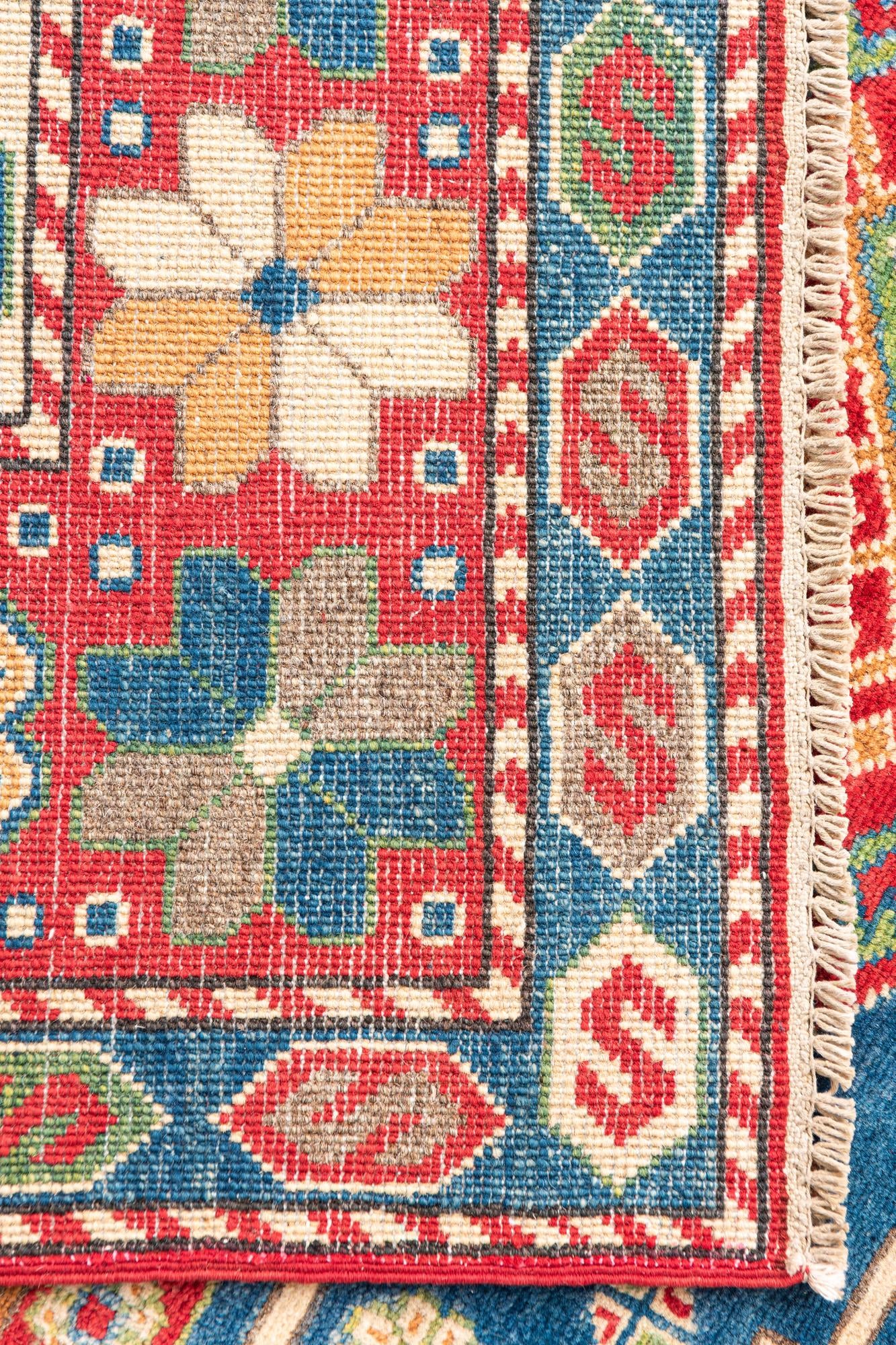 6' x 9' Hand Knotted Kazak Rug